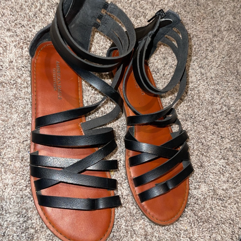 American Eagle Sandals 9.5
